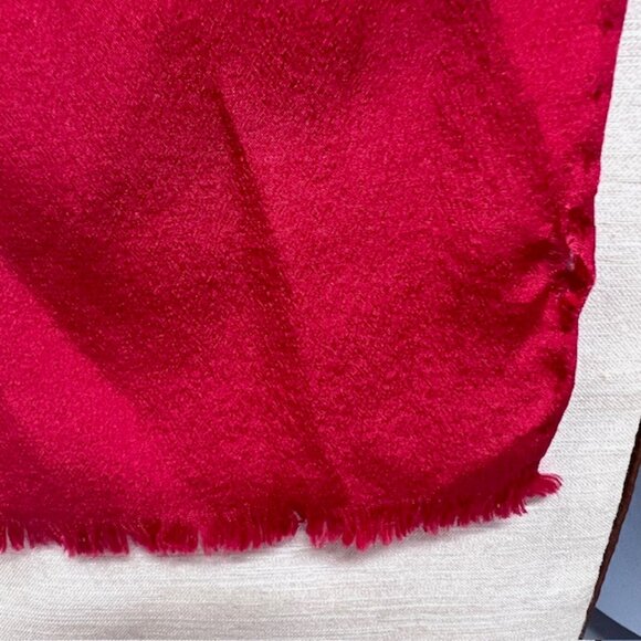 Beautiful Yves Saint Laurent YSL  Silk Satin Scarf 60"x15" Red Green Fringe (22 - Picture 4 of 9